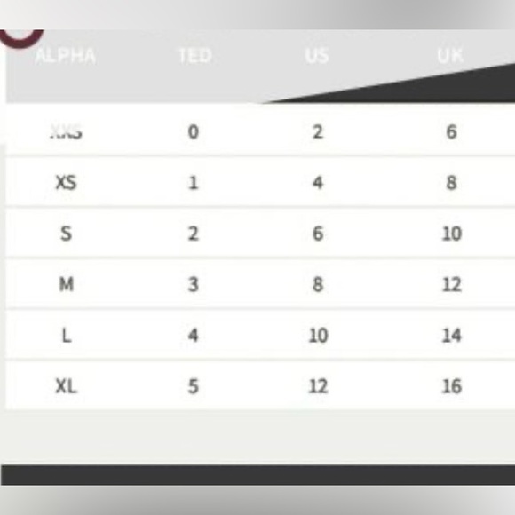 Ted Baker London this white crop top features a lattice pattern & rear zipper L - Picture 6 of 6